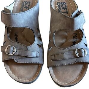 SOFT COMFORT MEMORY FOAM FOOTBED BANDWAGON LIGHTWEIGHT SLIP ON SANDALS SIZE 8